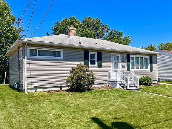 2nd image of 1536 W 43rd St