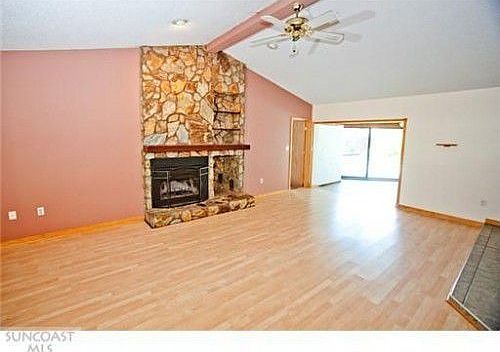 1st image of 1071 Wexford Leas Blvd