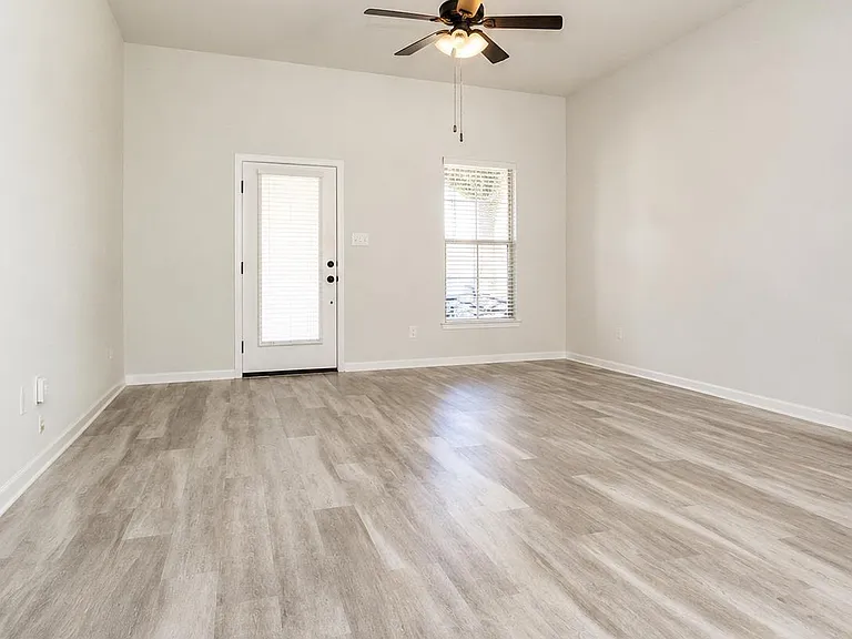 13783 Fig Dr — Photo 4