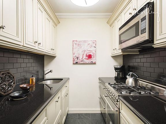 3rd image of 35 Park Ave APT 10F