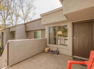 552 N Via Colinas, Westlake Village, CA 91362