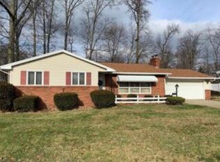 1715 Woodside Dr, Hermitage, PA 16148