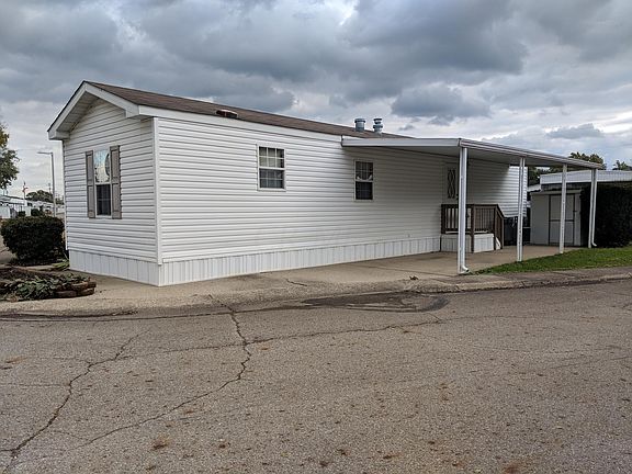 2nd image of 821 Ronnie Ln