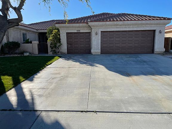 3 car garage