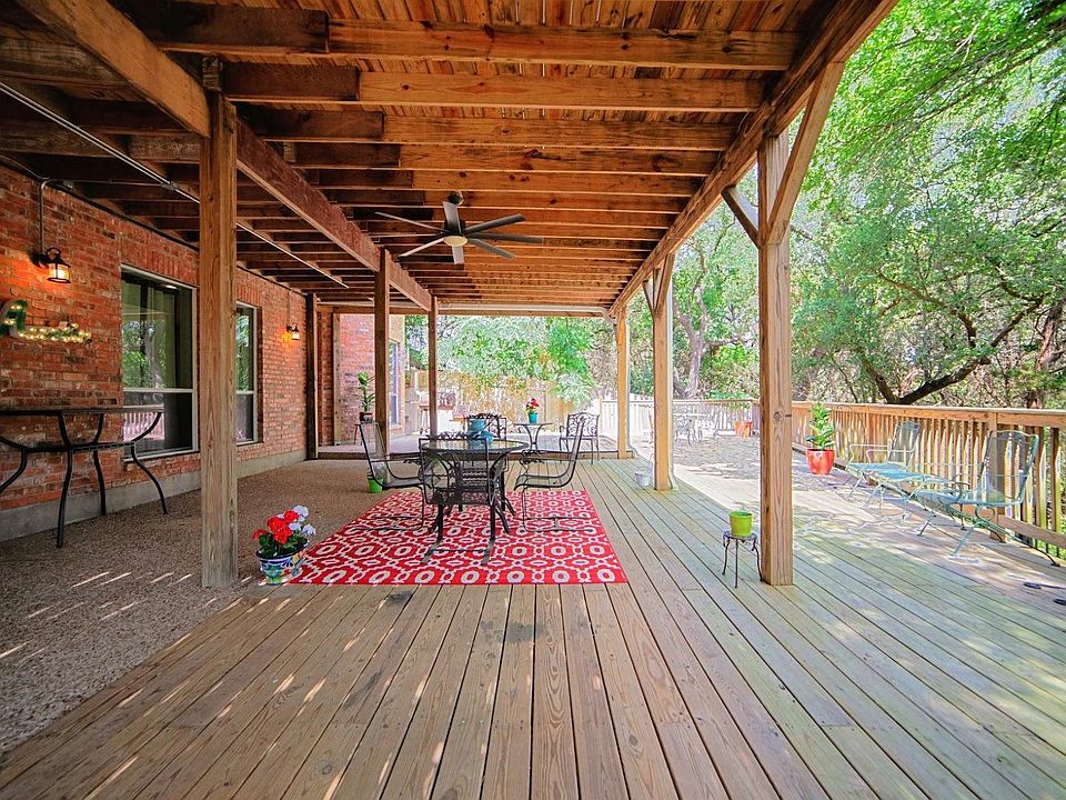 1st image of 10504 Thoroughbred Dr