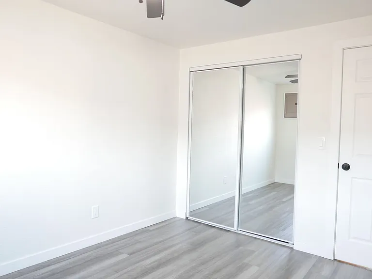 Westwood Apartments ** On-site Laundry Facilities, Off-Street Parking & Private Patio or Balcony — Photo 56