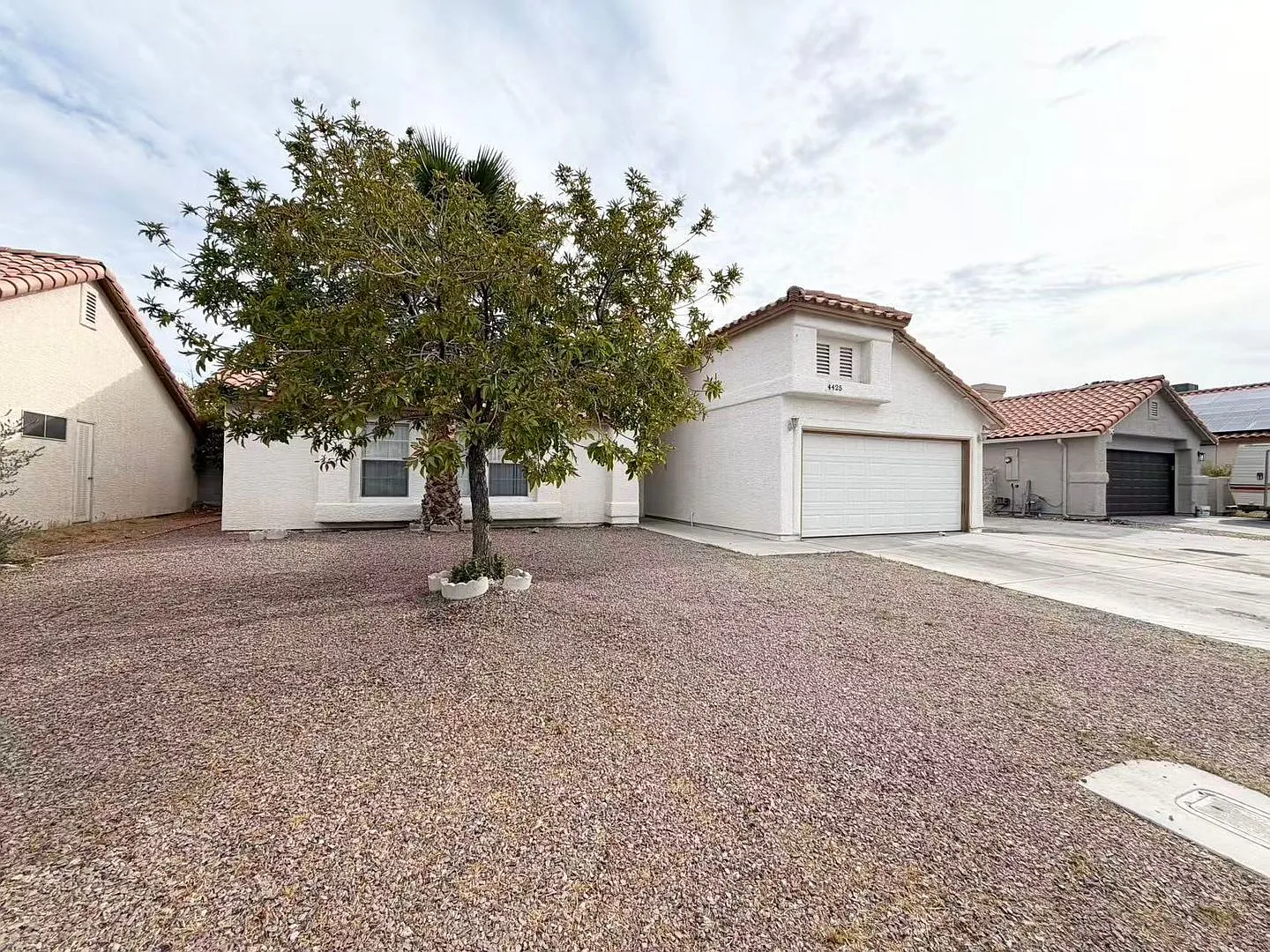 Beautiful one story home — Photo 2