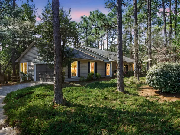 150 Pebble Beach Place, Southern Pines, NC 28387