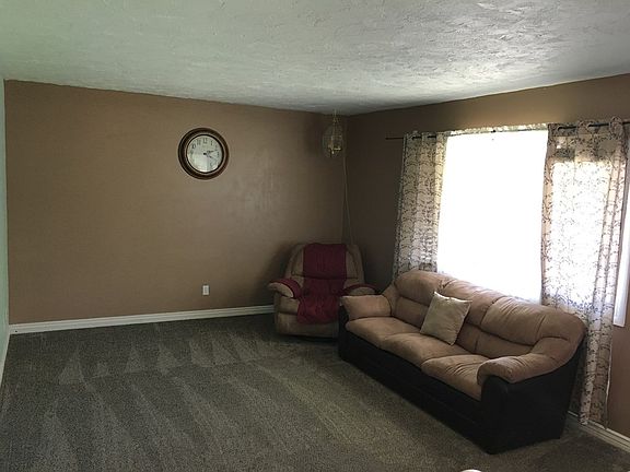 2nd image of 725 Dickson Ave