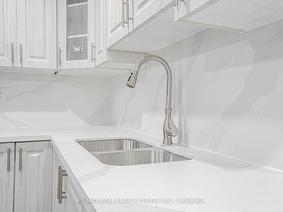 5th image of 268 Giddings Cres #Basement