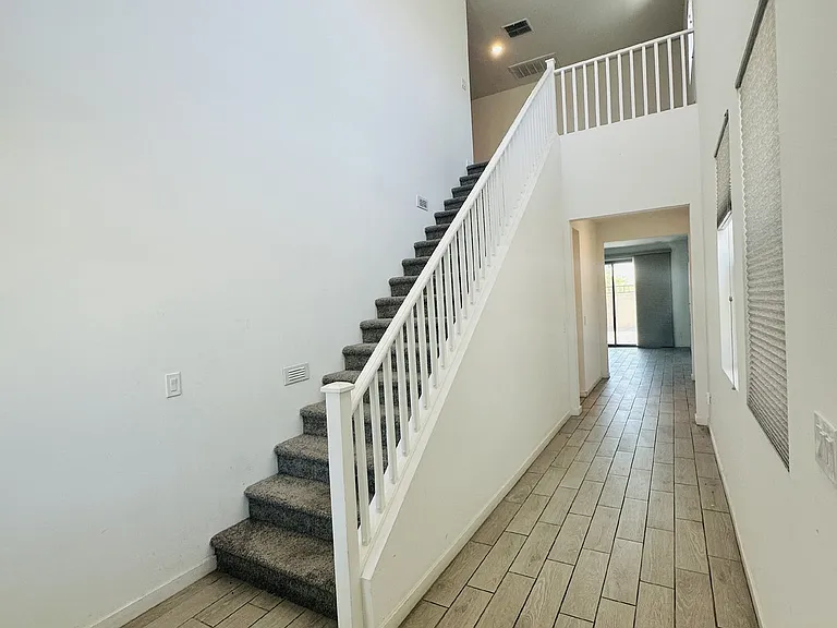 7425 W Nicolet Ave — Photo 27