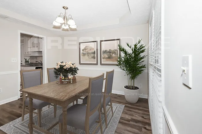 3706 Jolane Ter SE — Photo 4