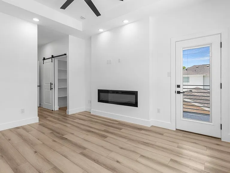 4412 Alvin St #A — Photo 9