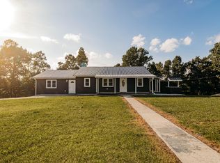 895 State Highway 746, Campton, KY 41301