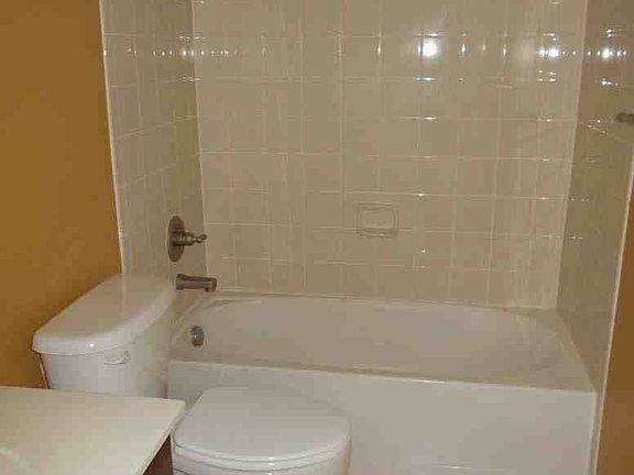 3rd image of 5609 Faircloth Ct