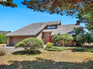 90517 Birdie Dr, Warrenton, OR 97146