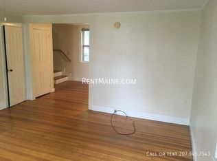 269 1/2 French St, Bangor, ME 04401