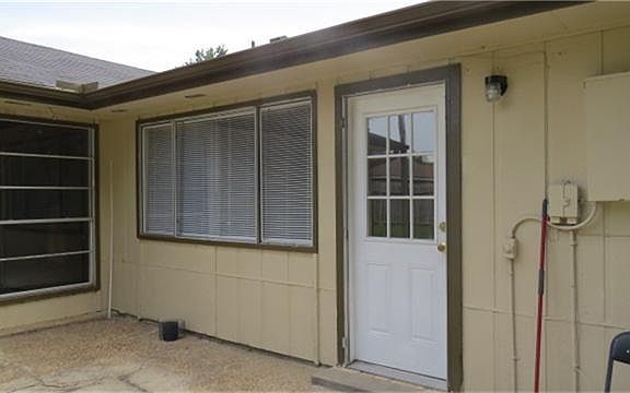 5th image of 2310 Heathergold Dr