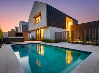 1333 E Pomelo Grove Ln, Phoenix, AZ 85014