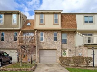 451 Timber Dr, Trafford, PA 15085