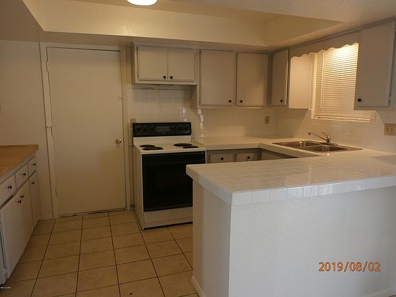 5th image of 3621 El Toro Dr