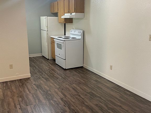 4th image of 1102-1122 City Springs Rd