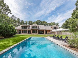 1 Country Ln, East Hampton, NY 11937