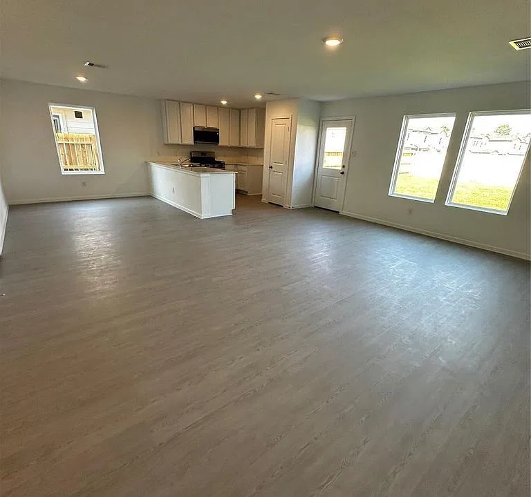 26922 Dalmatian Bellflower Dr
