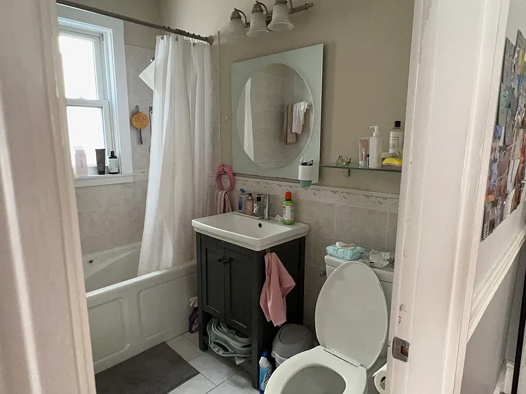 45 Montfern Ave #1 — Photo 4