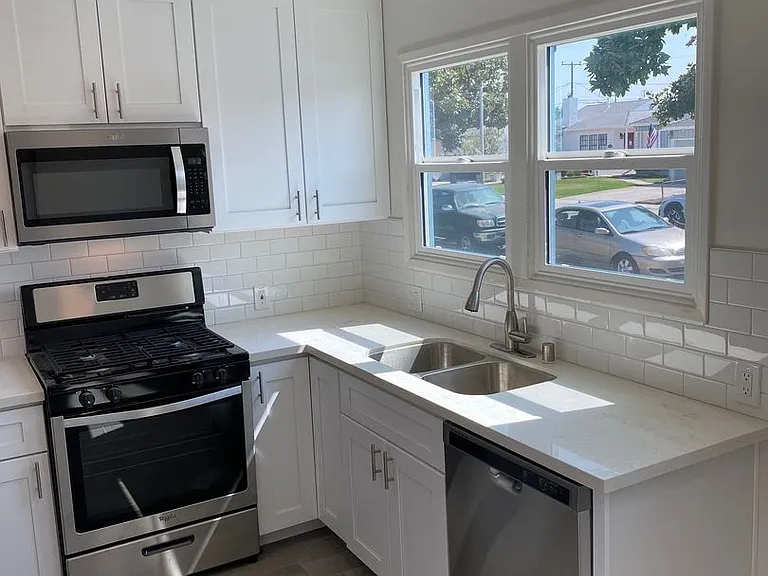 3941 Elsa St #3941 — Photo 3