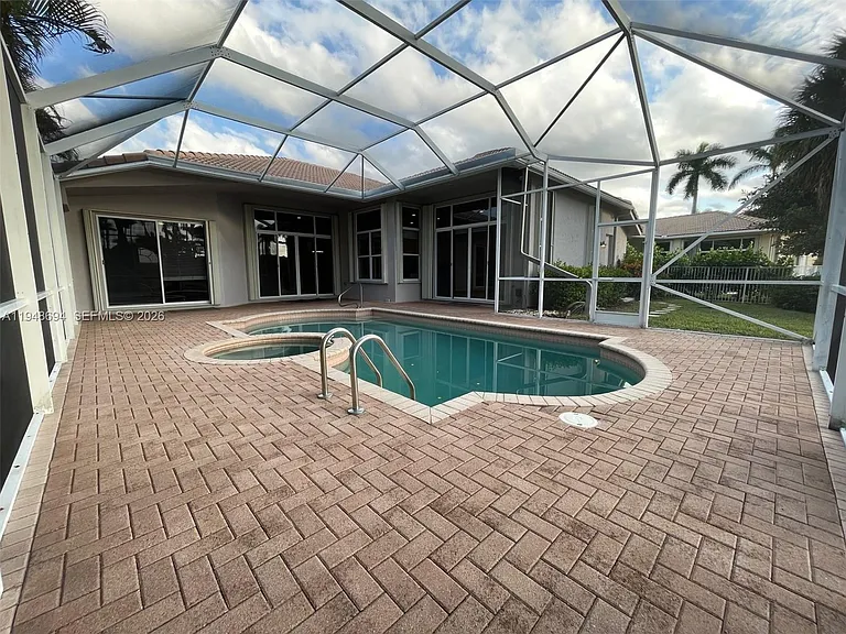 4023 Turnstone Ct — Photo 43