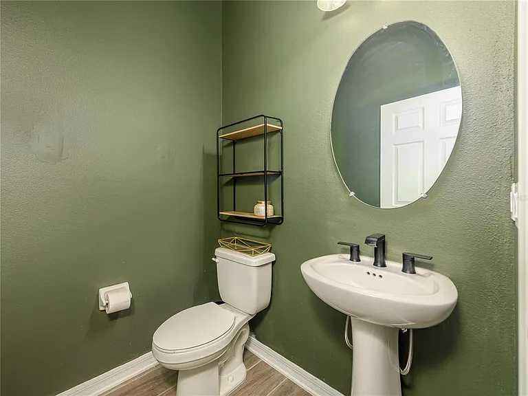 29844 Southwell Ln — Photo 15