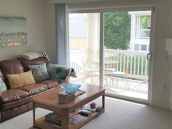 5th image of 3215 Boulder Cir Unit 202