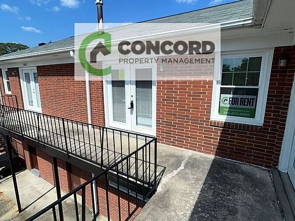 2nd image of 608 Fairmont St APT C