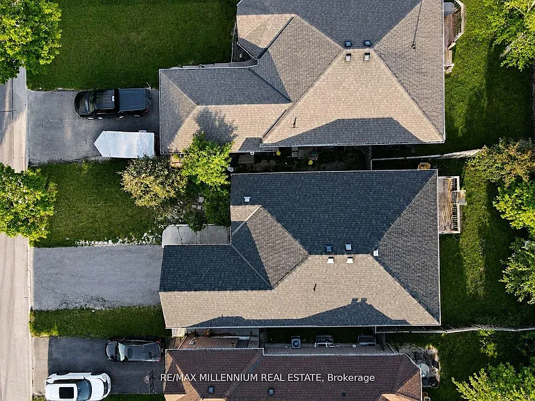 15 Quinlan Rd — Photo 35