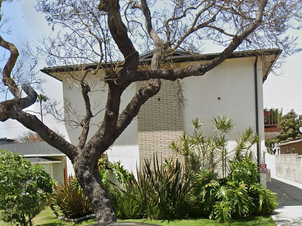 1st image of 533 Hyde Park Pl APT 4