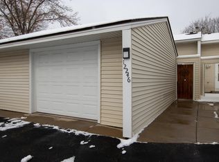 12246 Eagle St NW, Coon Rapids, MN 55448