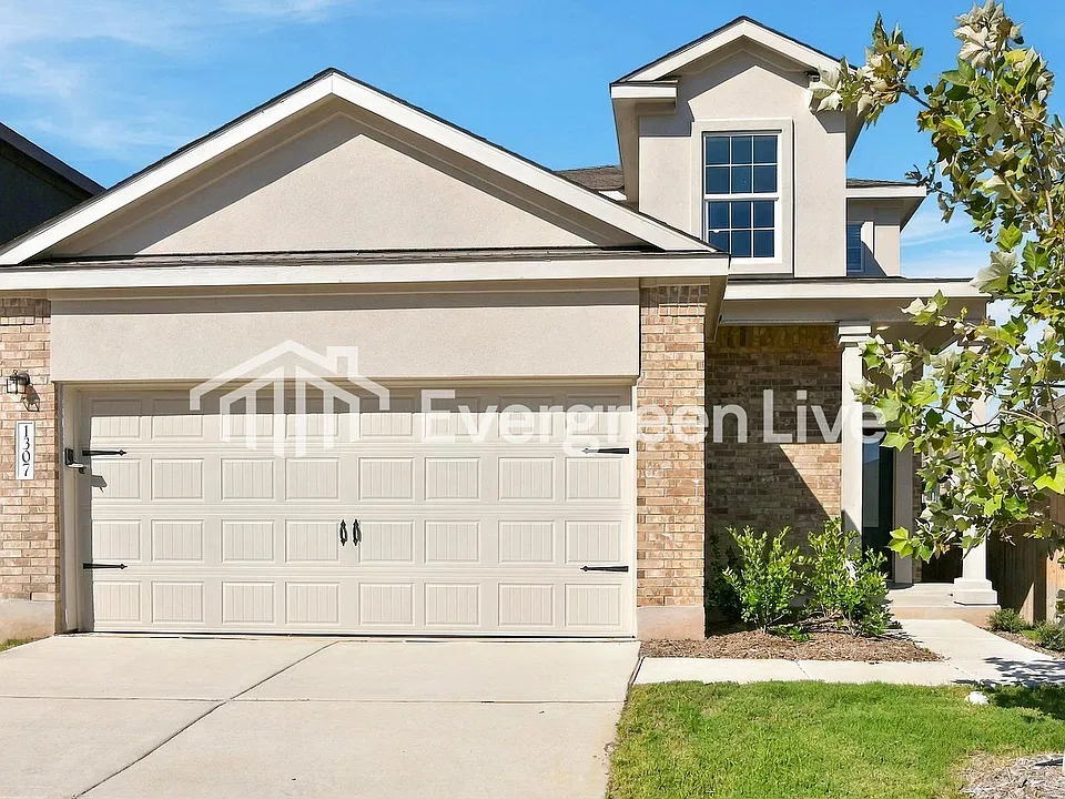 1307 Hermosa Gdns