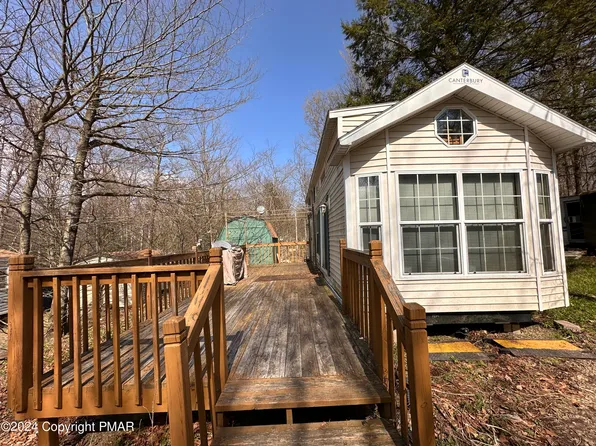 30 Kechi Trl, Newfoundland, PA 18445