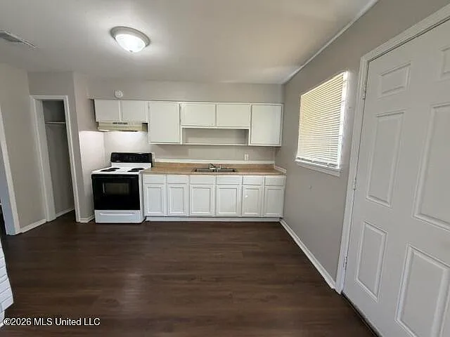 3 bed, 1.0 bath, 1036 sqft, $1,150 — Photo 4