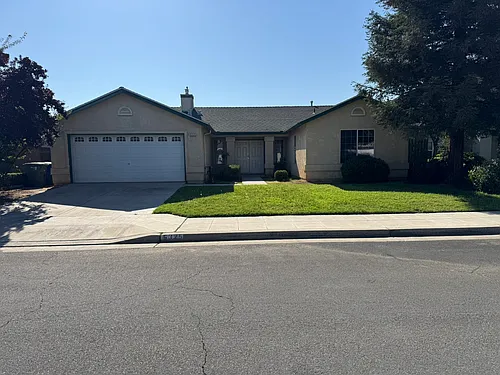 5325 N Rosalia Ave Photo 1