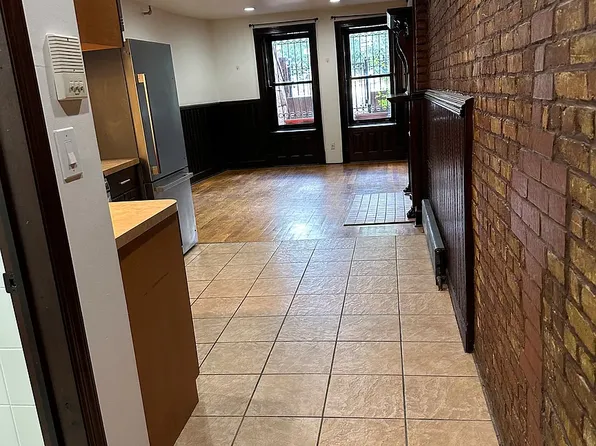 40 W 120th St APT 1, New York, NY 10027