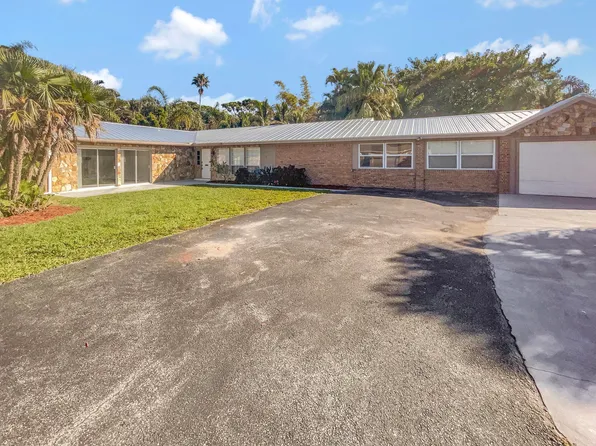 2113 SE Harlow Street, Port St Lucie, FL 34952