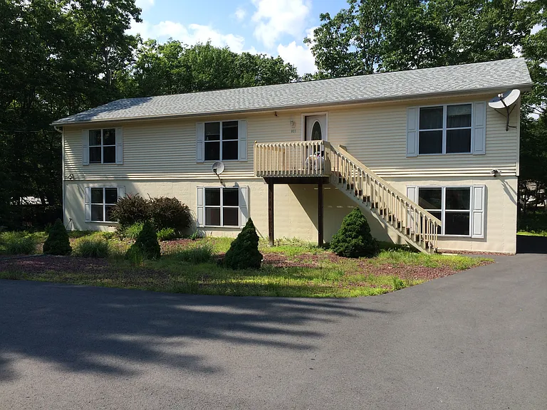Rowel Ct — Photo 15