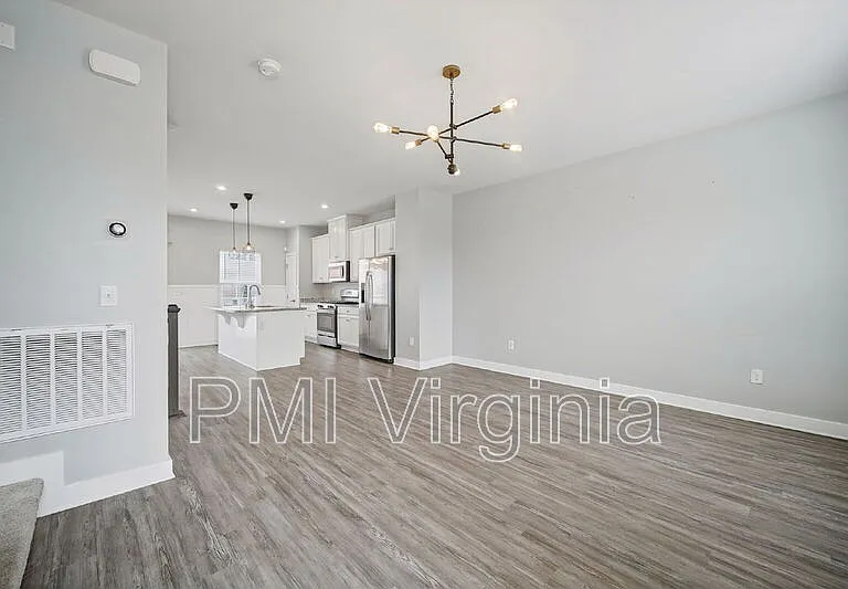 905 Hornswaggle Way — Photo 9