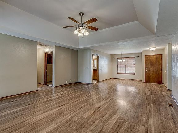 5th image of 2608 Northwood Ln