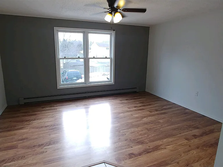 15 S Wayne St #201 — Photo 5
