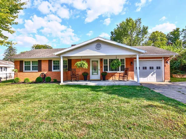 16 Rockford Dr, Hamilton, OH 45013