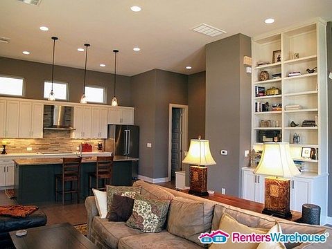 5th image of 13516 Galleria Cir