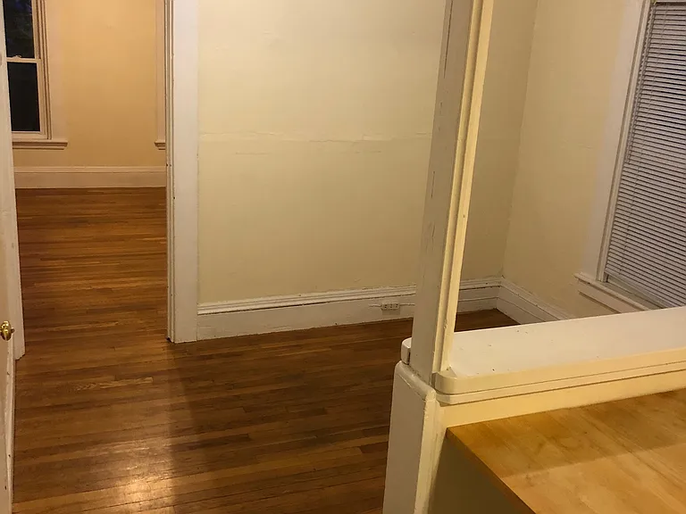 8 Richardson St #3 — Photo 9